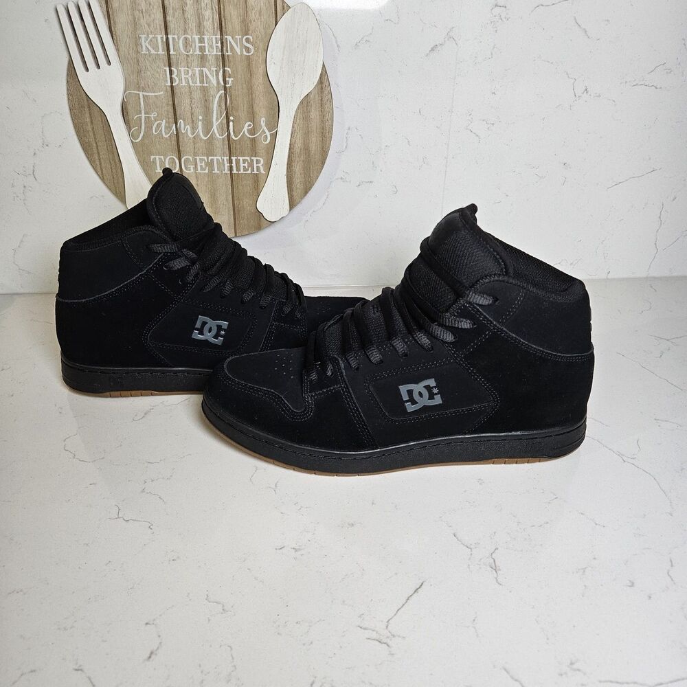 DC Shoes Manteca 4 HI Sneakers Mens Size 8 Black Leather Suede High Top Skate